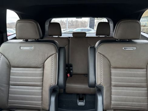 New 2026 GMC Acadia Denali Ultimate w/ LPO, Floor Liner Package image 20