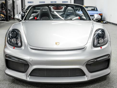 Used 2016 Porsche Boxster Spyder image 4