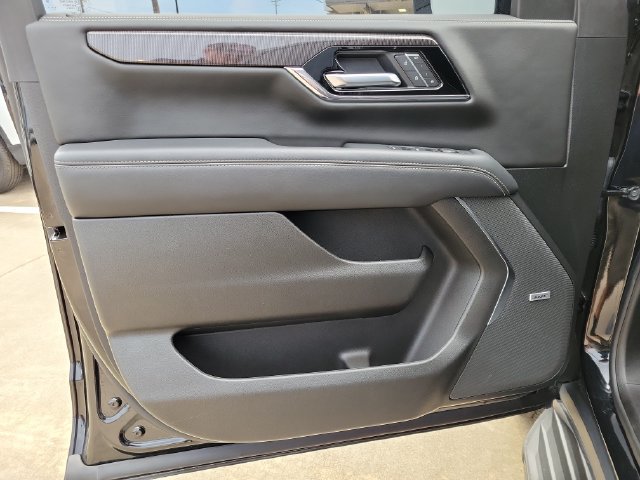 Used 2026 GMC Yukon Elevation RWD image 19