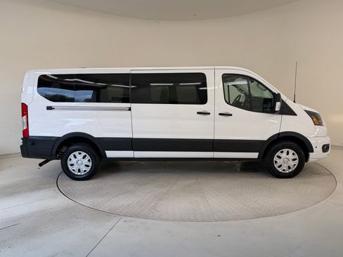 Used 2024 Ford Transit 350 XLT image 8