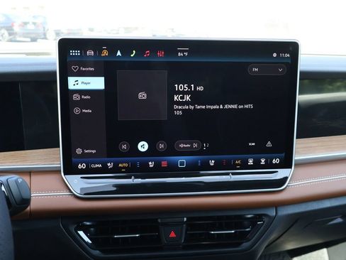 New 2026 Volkswagen Tiguan SEL R-Line AWD/4WD image 21