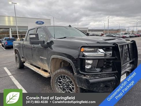 Used 2023 Chevrolet Silverado 2500 LT w/ Gooseneck/5TH Wheel Package image 3