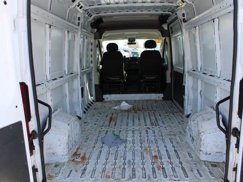 Used 2018 RAM ProMaster 2500 image 5