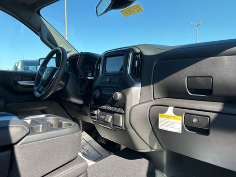 New 2026 Chevrolet Silverado 1500 Custom Trail Boss AWD/4WD image 33