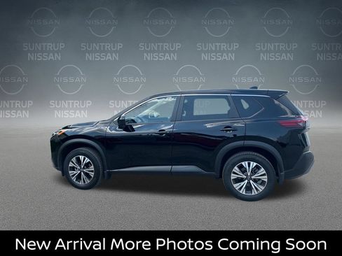 Certified 2023 Nissan Rogue SV AWD/4WD image 2