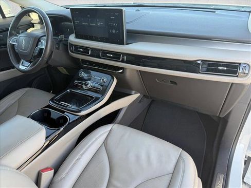 Used 2021 Lincoln Nautilus FWD w/ Equipment Group 101A image 13