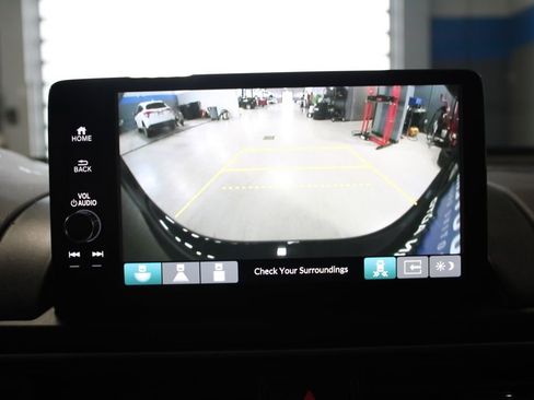 Used 2023 Honda Pilot EX-L image 31