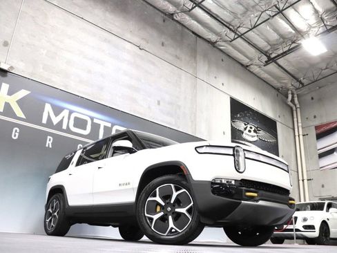 Used 2023 Rivian R1S Adventure Quad AWD/4WD image 82