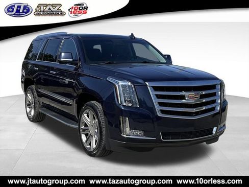 Used 2019 Cadillac Escalade Luxury RWD image 1