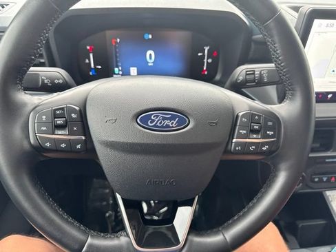 Used 2025 Ford Maverick Lariat w/ Black Appearance Package AWD/4WD image 17