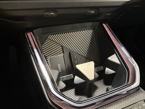 Used 2025 BMW X3 xDrive30i w/ Premium Package image 20