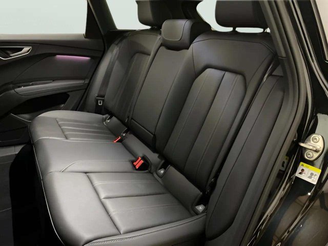 Used 2023 Audi Q4 e-tron Premium Plus RWD image 69