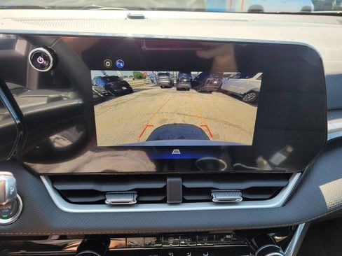 New 2026 Chevrolet Equinox LT w/ Midnight Edition FWD image 29