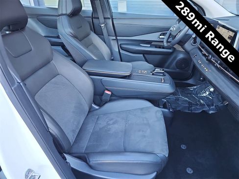 Used 2023 Nissan Ariya PREMIERE image 18