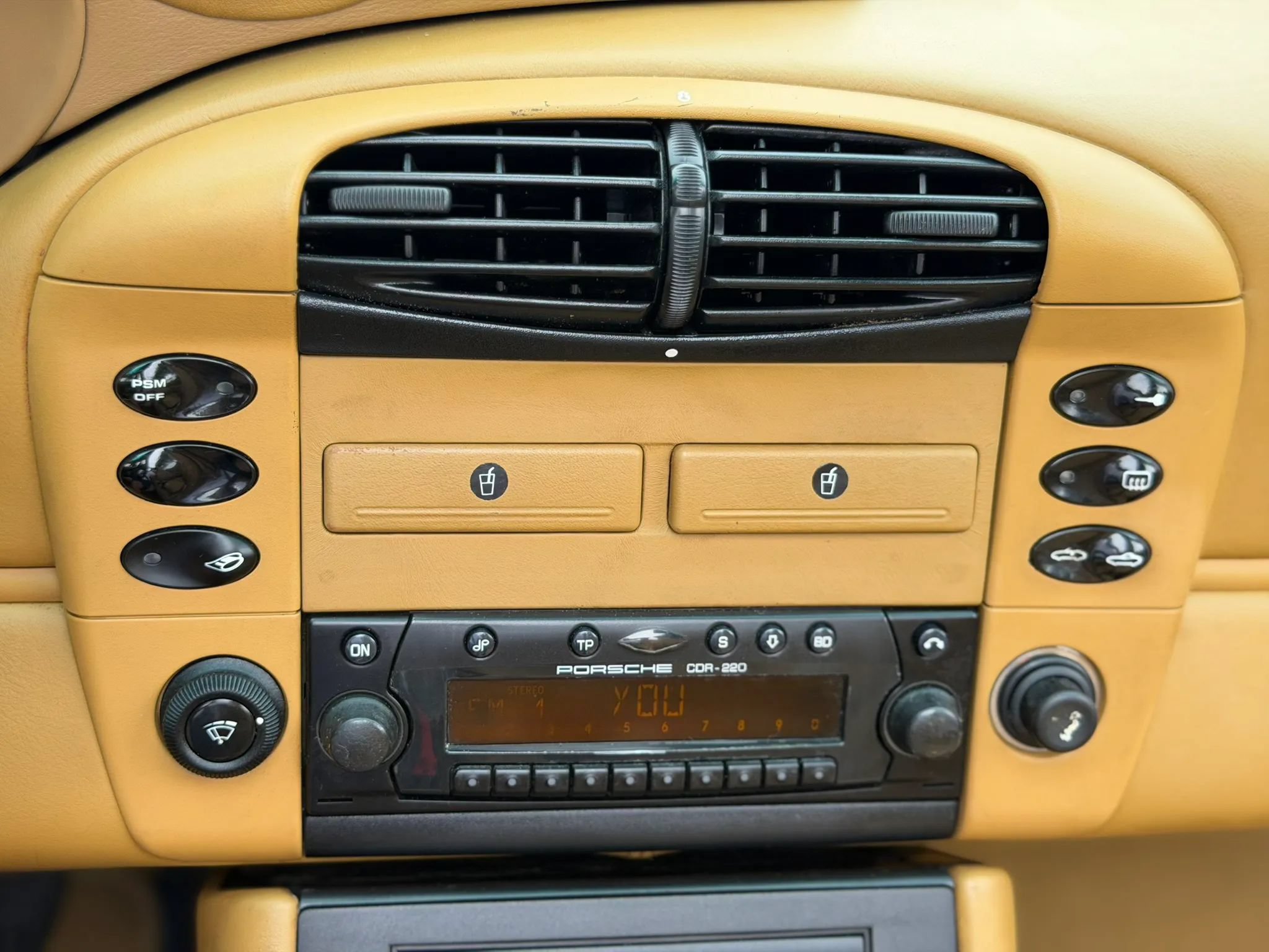 Used 2001 Porsche 911 Cabriolet image 36