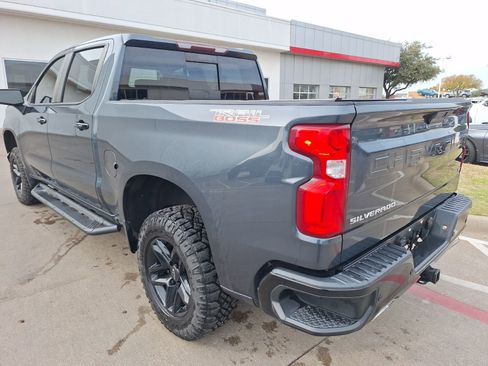 Used 2019 Chevrolet Silverado 1500 LT Trail Boss image 4