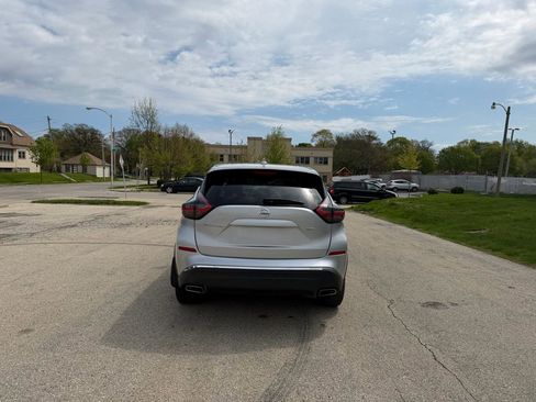 Used 2019 Nissan Murano S AWD/4WD image 6
