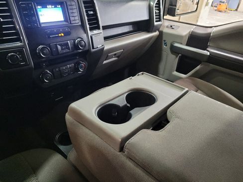 Used 2018 Ford F150 XLT AWD/4WD image 26