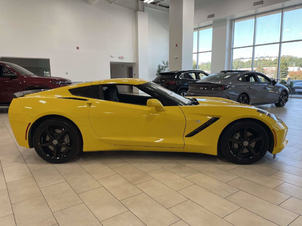 Used 2014 Chevrolet Corvette Stingray Coupe w/ 3LT Preferred Equipment Group RWD image 2