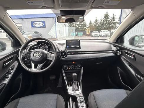 Used 2016 Scion iA FWD image 14