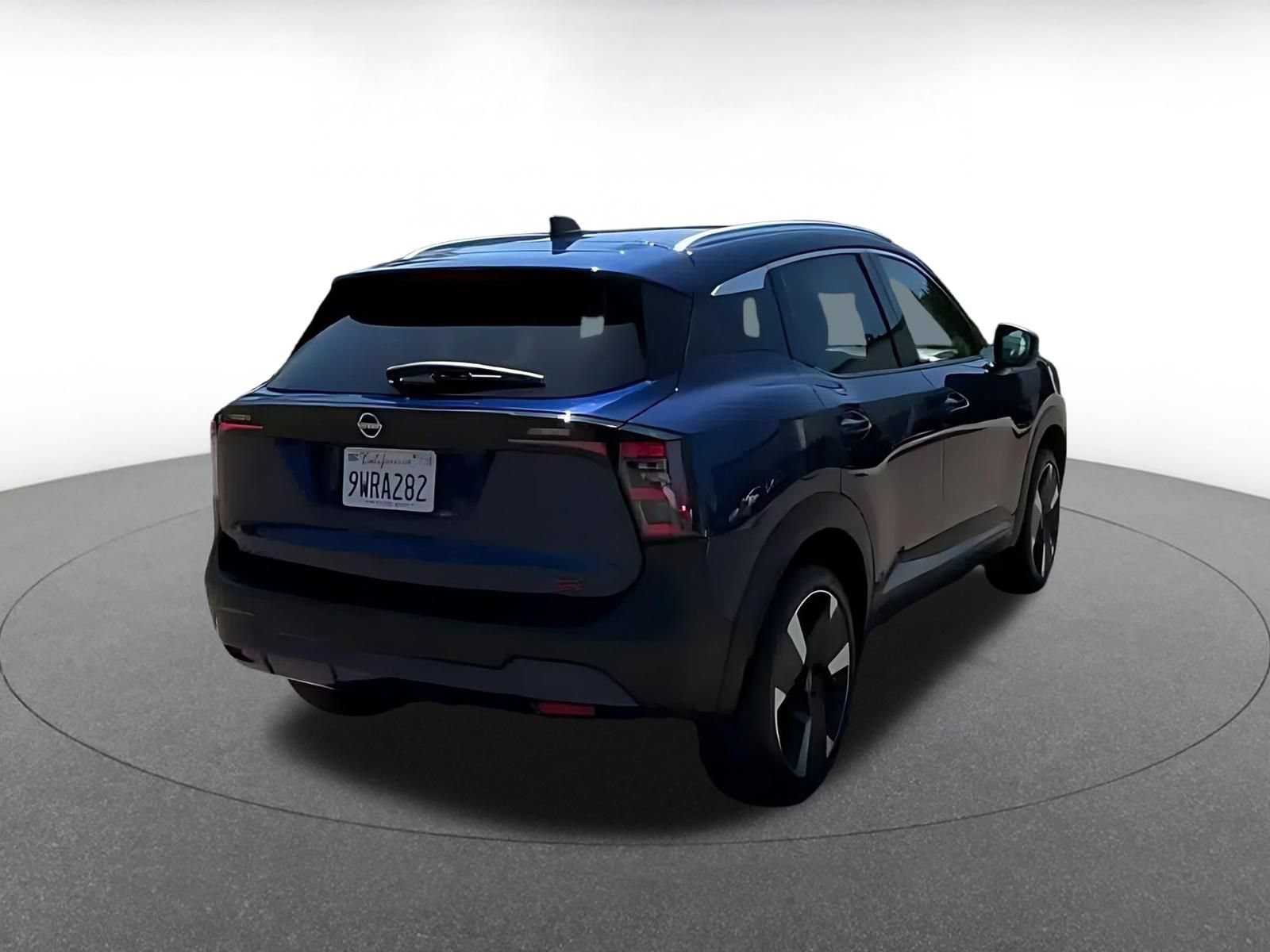 Used 2026 Nissan Kicks SR FWD image 13