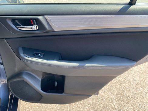 Used 2017 Subaru Legacy 2.5i Premium image 28