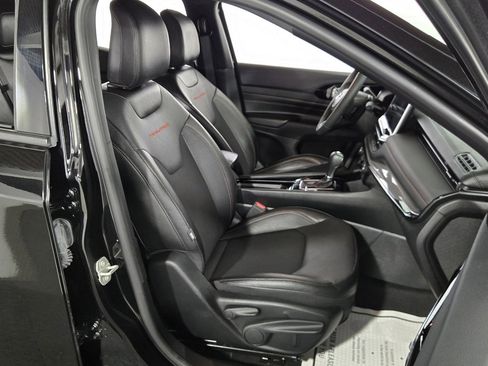 Used 2024 Jeep Compass Trailhawk image 34