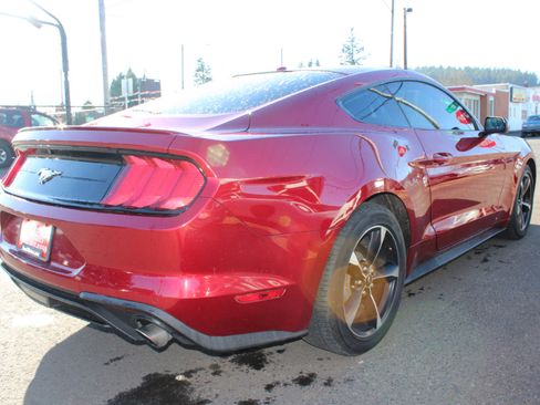 Used 2018 Ford Mustang Coupe w/ Equipment Group 101A image 6