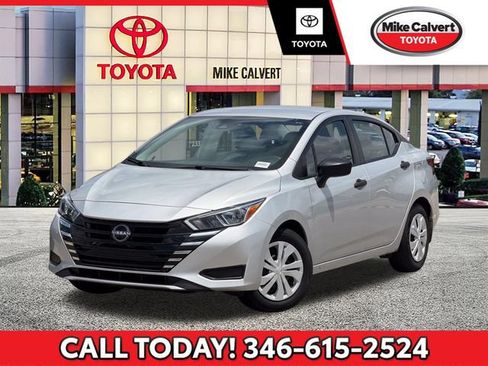 Used 2024 Nissan Versa S w/ Trunk Package FWD image 1