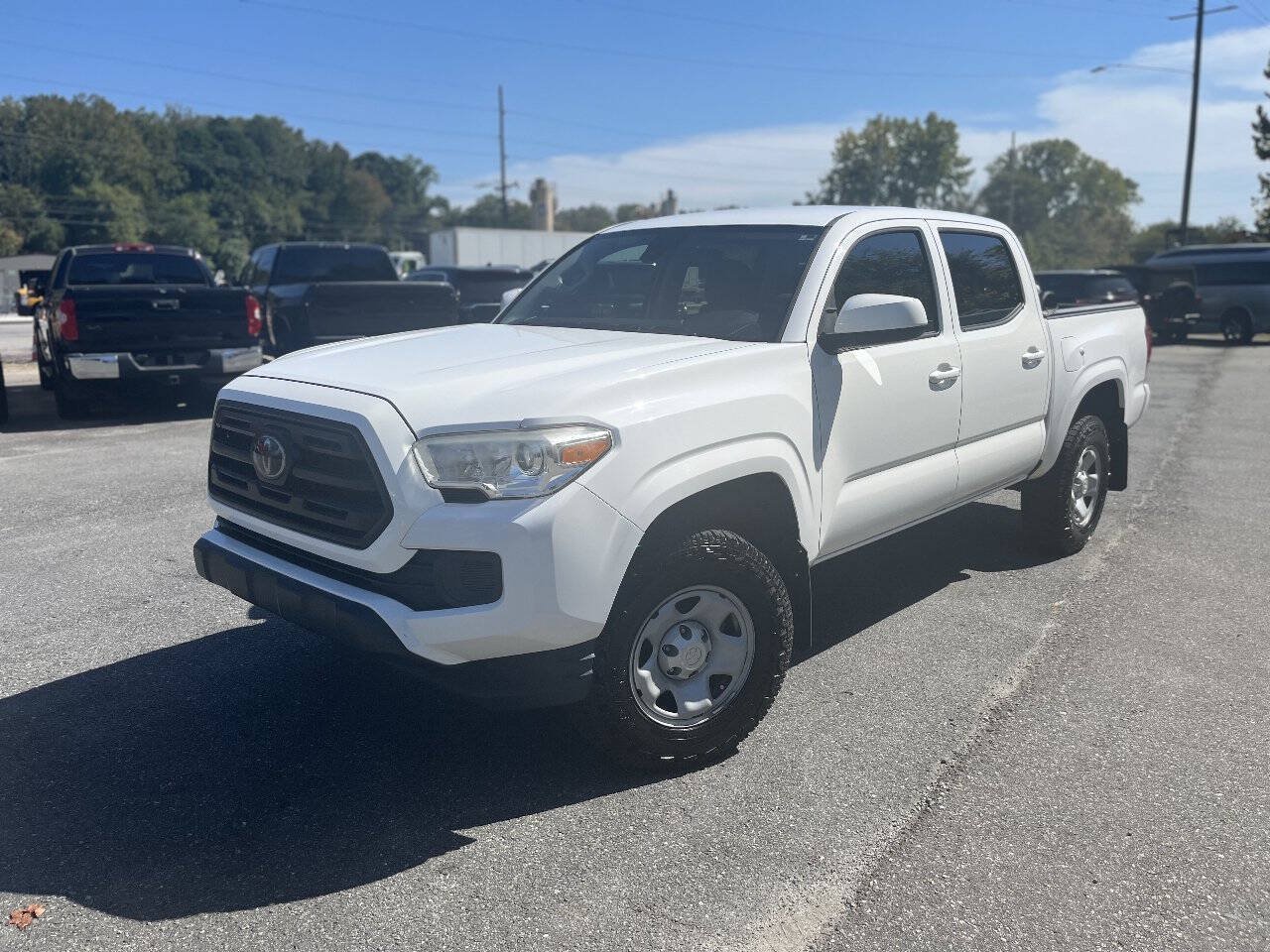 Used 2019 Toyota Tacoma SR w/ SR Convenience Package RWD image 2