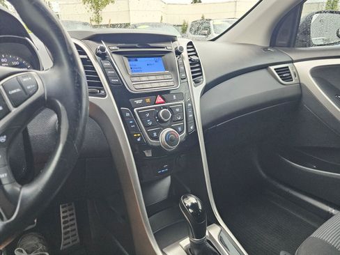 Used 2016 Hyundai Elantra GT w/ Option Group 02 FWD image 29