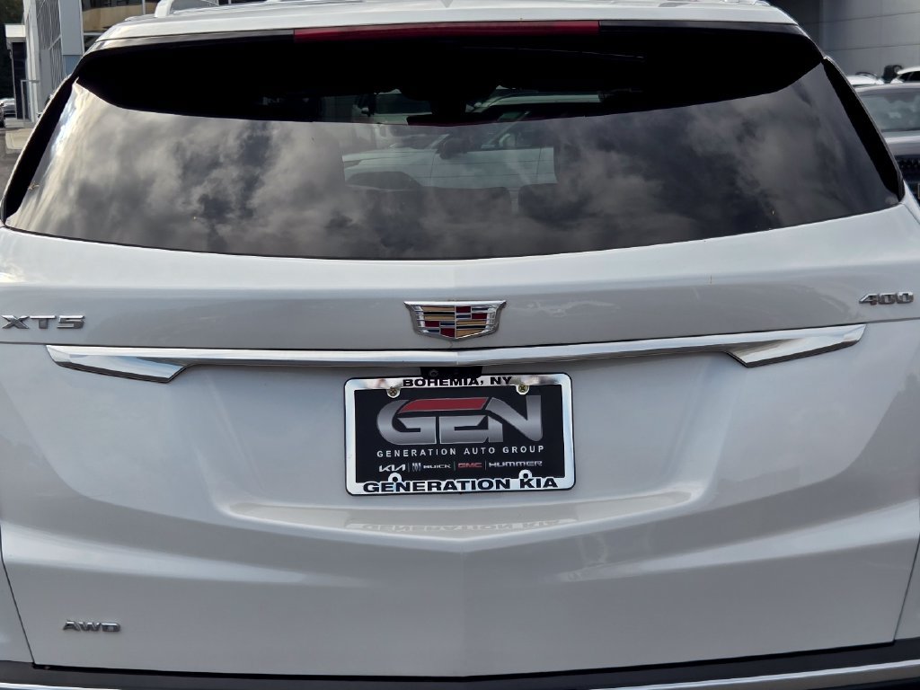 Used 2024 Cadillac XT5 Premium Luxury w/ Technology Package AWD/4WD image 34