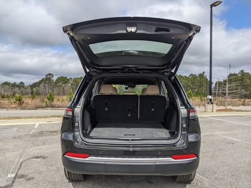 New 2026 Jeep Grand Cherokee Limited image 40