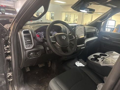 Used 2025 RAM 2500 Big Horn image 5