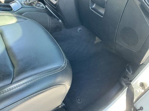 Used 2021 Jeep Wrangler Unlimited Sahara image 24