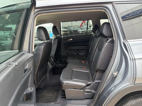 Used 2018 Volkswagen Atlas SE image 19