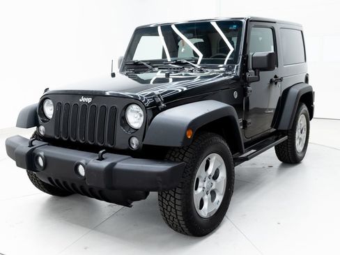 Used 2018 Jeep Wrangler Sport AWD/4WD image 20