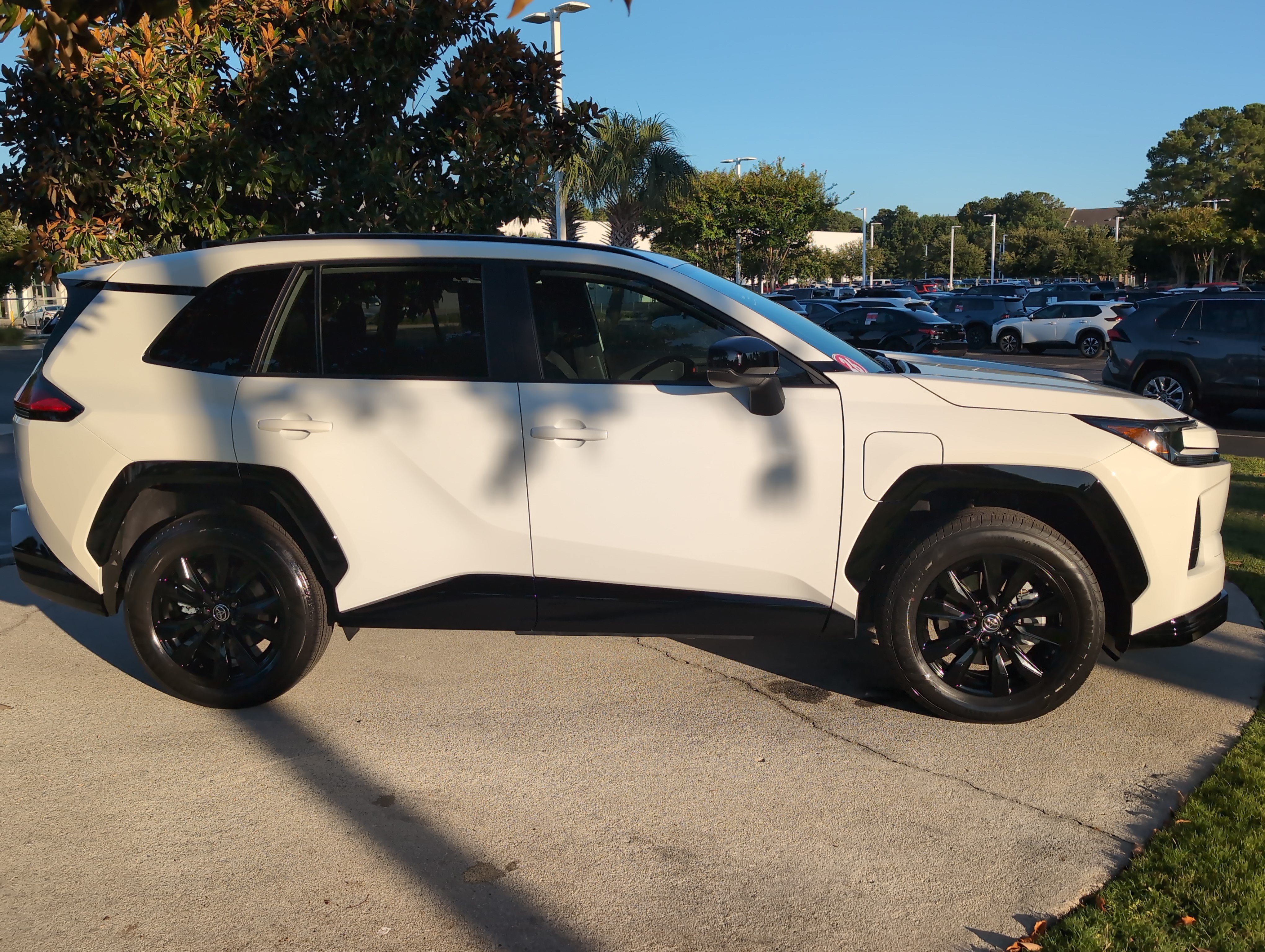 Certified 2026 Toyota RAV4 SE w/ Convenience Package AWD/4WD image 11