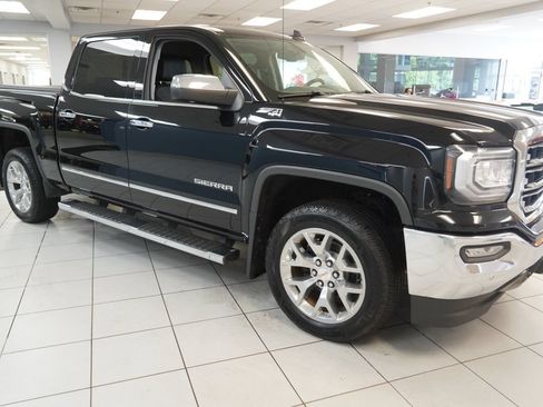 Used 2018 GMC Sierra 1500 SLT w/ SLT Premium Package AWD/4WD image 13