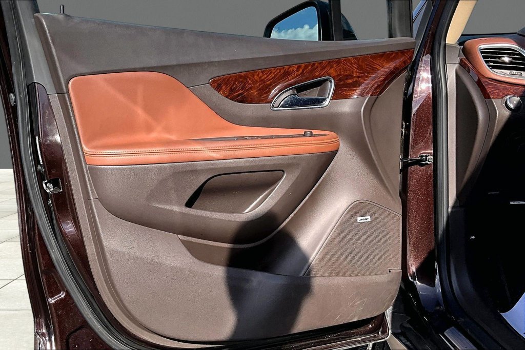 Used 2015 Buick Encore Leather FWD image 17