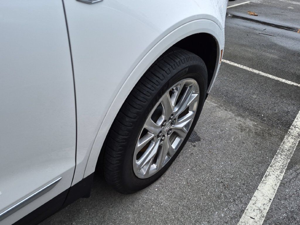 Used 2018 Cadillac XT5 Luxury FWD image 13