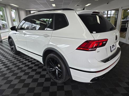 Used 2024 Volkswagen Tiguan SE R-Line AWD/4WD image 5