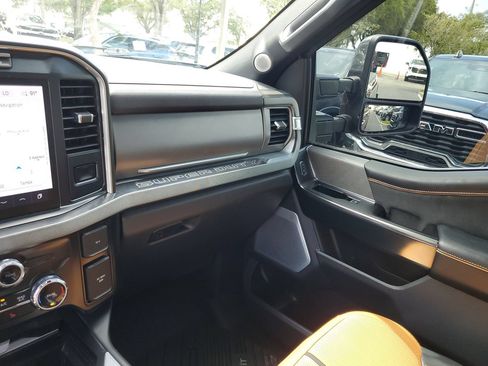Used 2024 Ford F250 Platinum w/ Tremor Off-Road Package AWD/4WD image 26