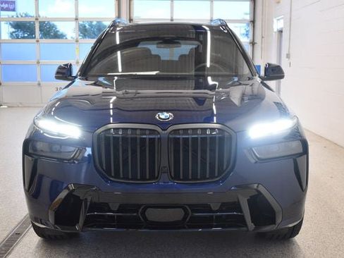 New 2027 BMW X7 xDrive40i w/ Executive Package AWD/4WD image 3