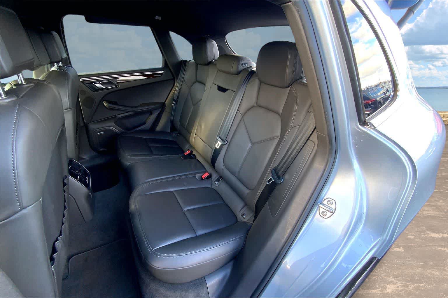 Used 2018 Porsche Macan S AWD/4WD image 29