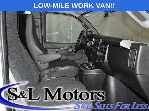 Used 2024 GMC Savana 2500 w/ Driver Convenience Package image 28