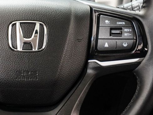 Used 2025 Honda Odyssey EX-L image 26