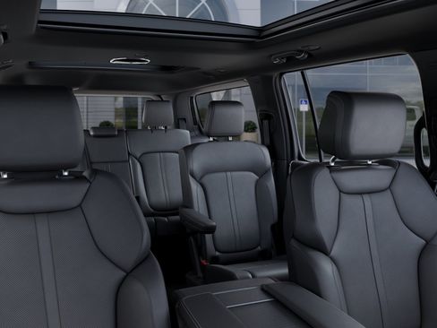 New 2026 Jeep Grand Wagoneer Limited AWD/4WD image 26