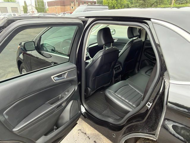 Used 2023 Ford Edge SEL w/ Convenience Package AWD/4WD image 18