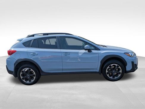Used 2021 Subaru Crosstrek 2.0i Premium AWD/4WD image 12
